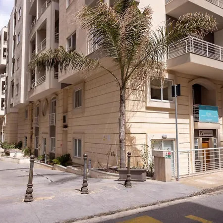 Balluta Bay Spacious - 2br * Sliema