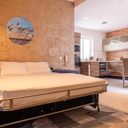 Balluta Bay Spacious - 2br