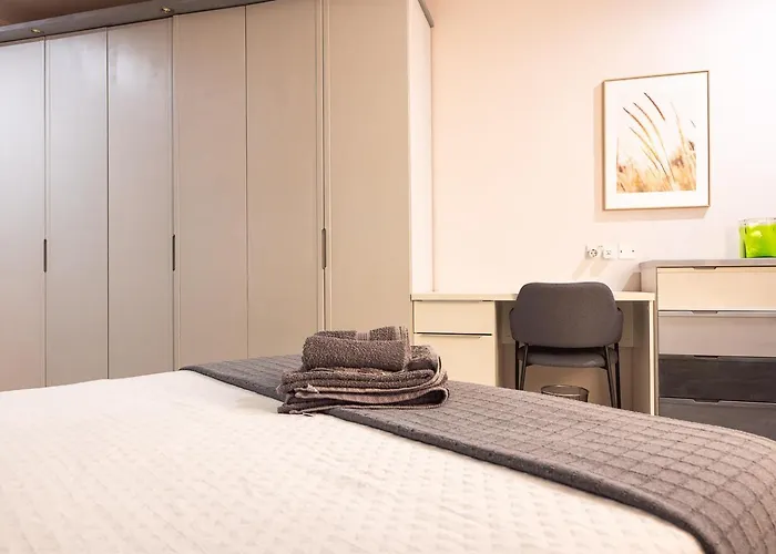 Balluta Bay Spacious - 2br * Sliema