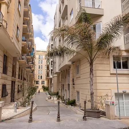 Balluta Bay Spacious - 2br Lejlighed *